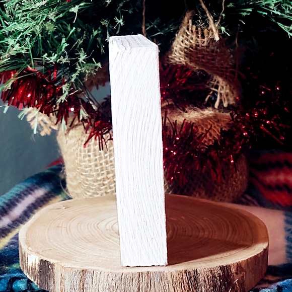 Hand Crafted Christmas Jolly Snowman With Cardinal Mini Wood Sign/Tiered Tray - Picture 2 of 4